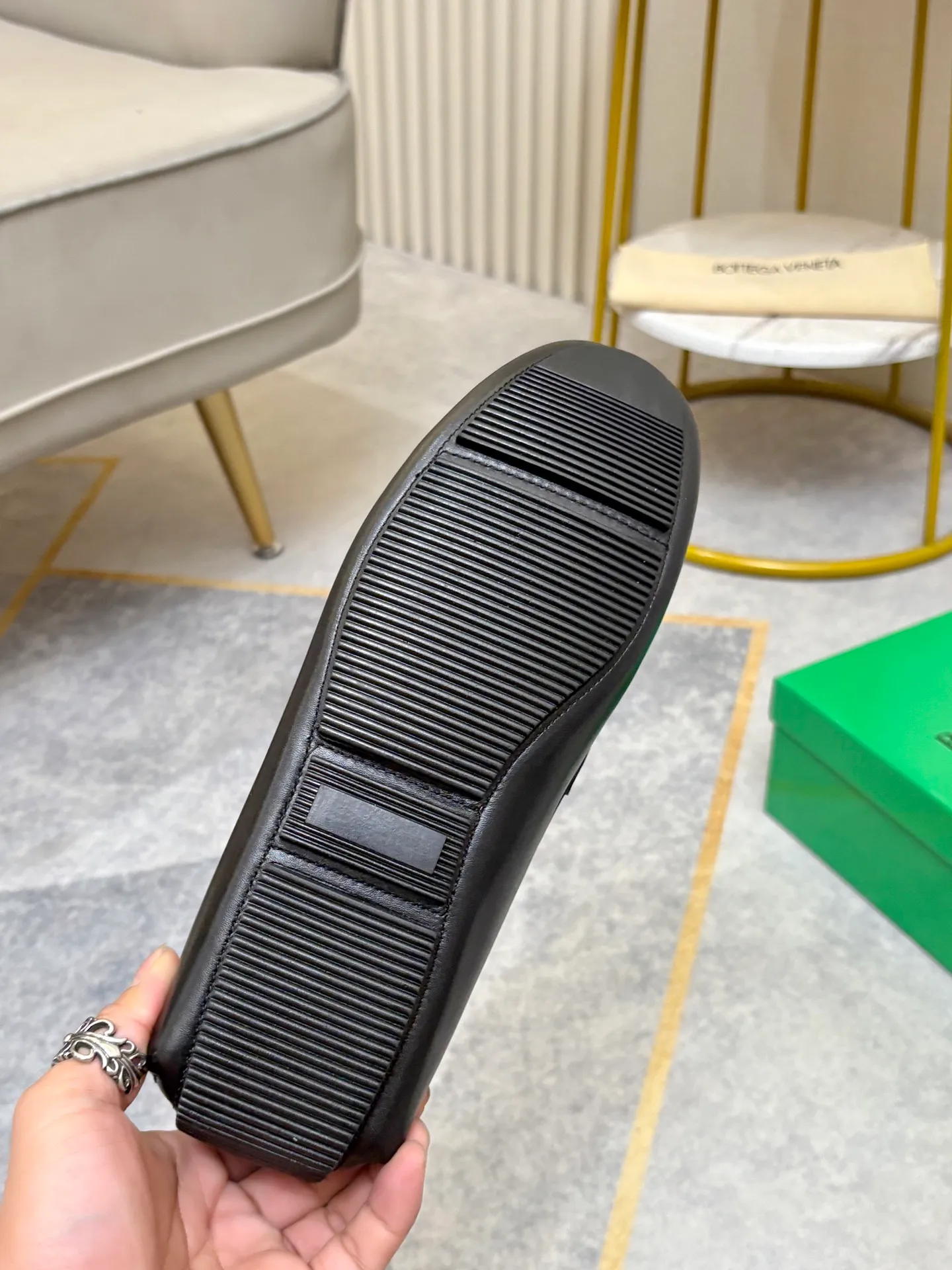 P420💰 (Niu Li + Niu Pad) [BV] The latest hot style‼ ️Casual men's shoes, uppers imported first-layer cowhide ➕Full imported cowhide lining✔️Exquisite workmanship, excellent foot feel, special rubber soles✔️, cool and fashionable, the latest fashion, fashionable outsole, hurry up.  Code number: 38-44 (can be customized to 37.45, non-refundable)